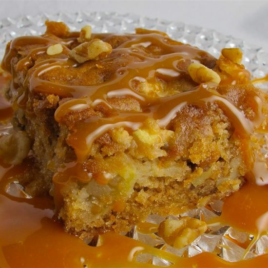 Easy Fresh Apple Walnut Cake Maria S Kitchen