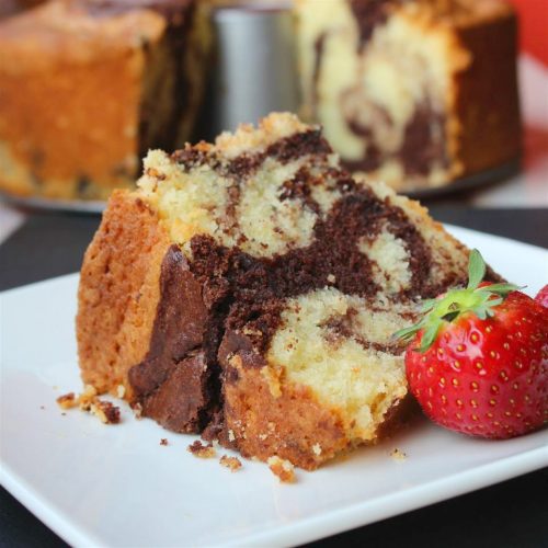 Moist Delicious Dark Chocolate Swirl Pound Cake Maria S Kitchen