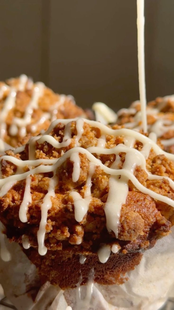 Apple Cinnamon Crumble Muffins