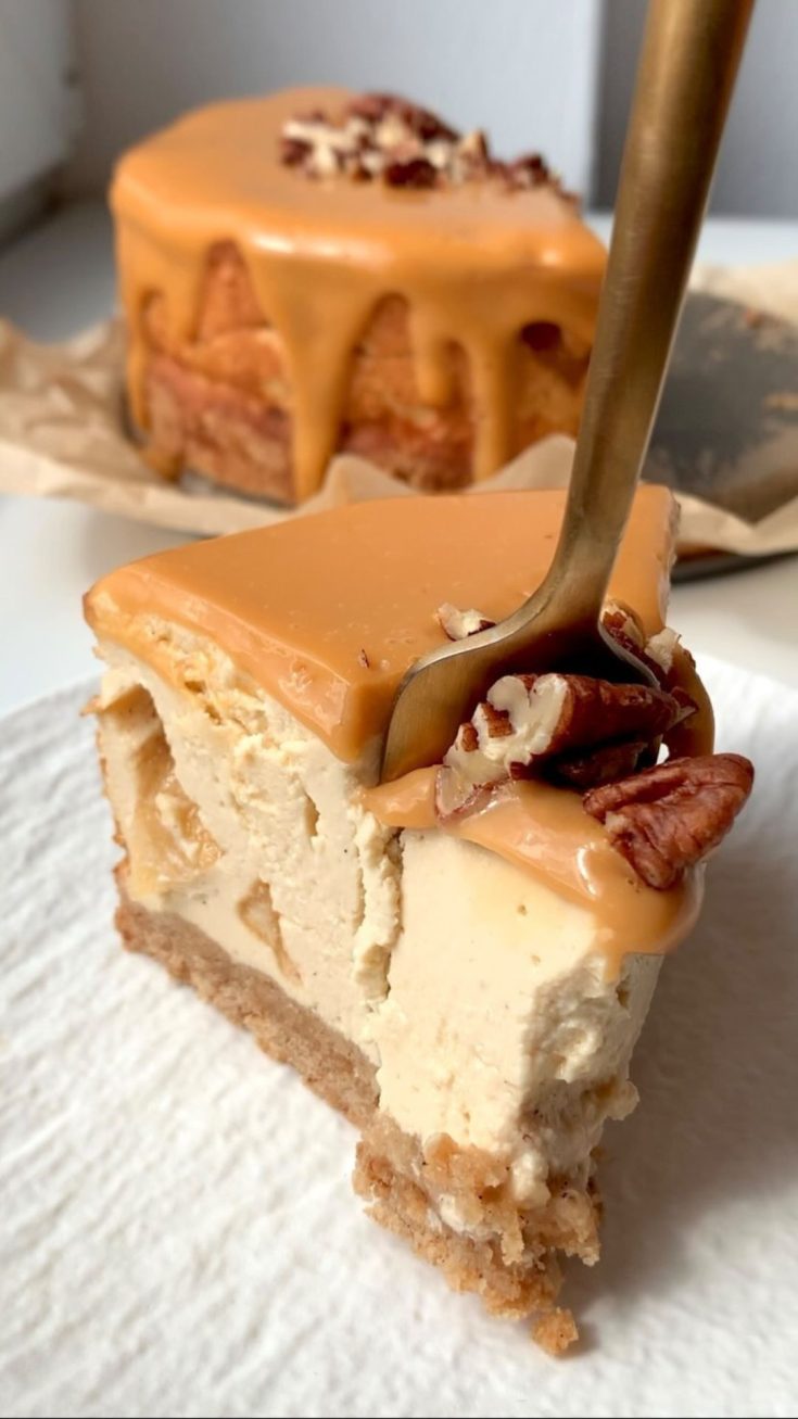 Creamy Apple Caramel Cheesecake