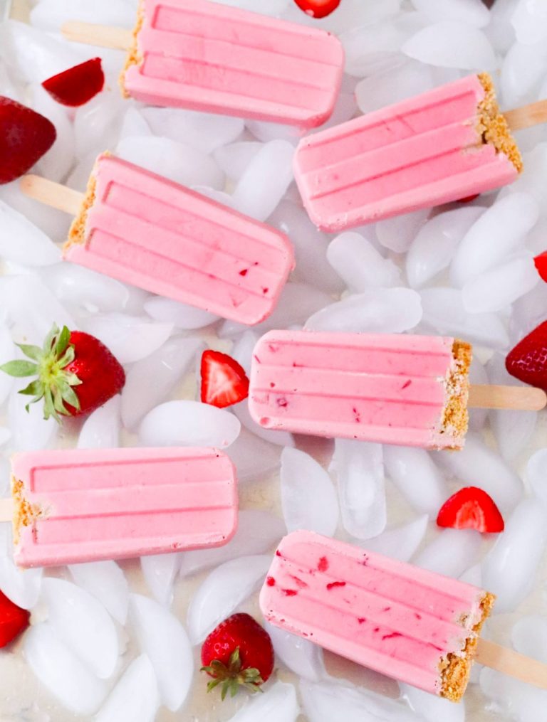 Easy Strawberry Cheesecake Popsicles - Maria's Kitchen