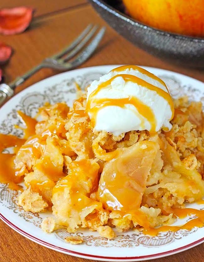 Easy and Delicious Caramel Apple Crisp Recipe Maria's Kitchen