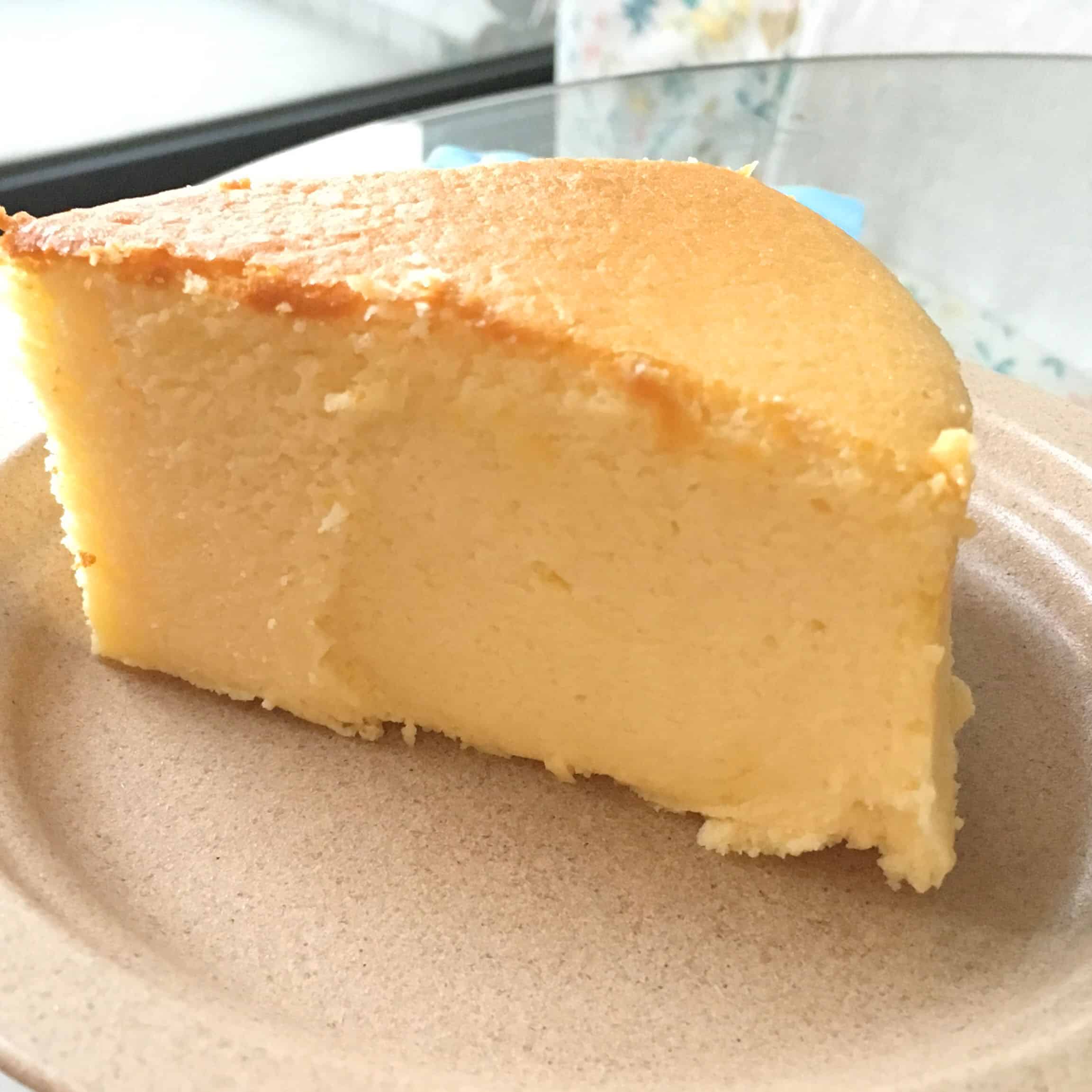 Light And Spongy Japanese Cheesecake Maria S Kitchen
