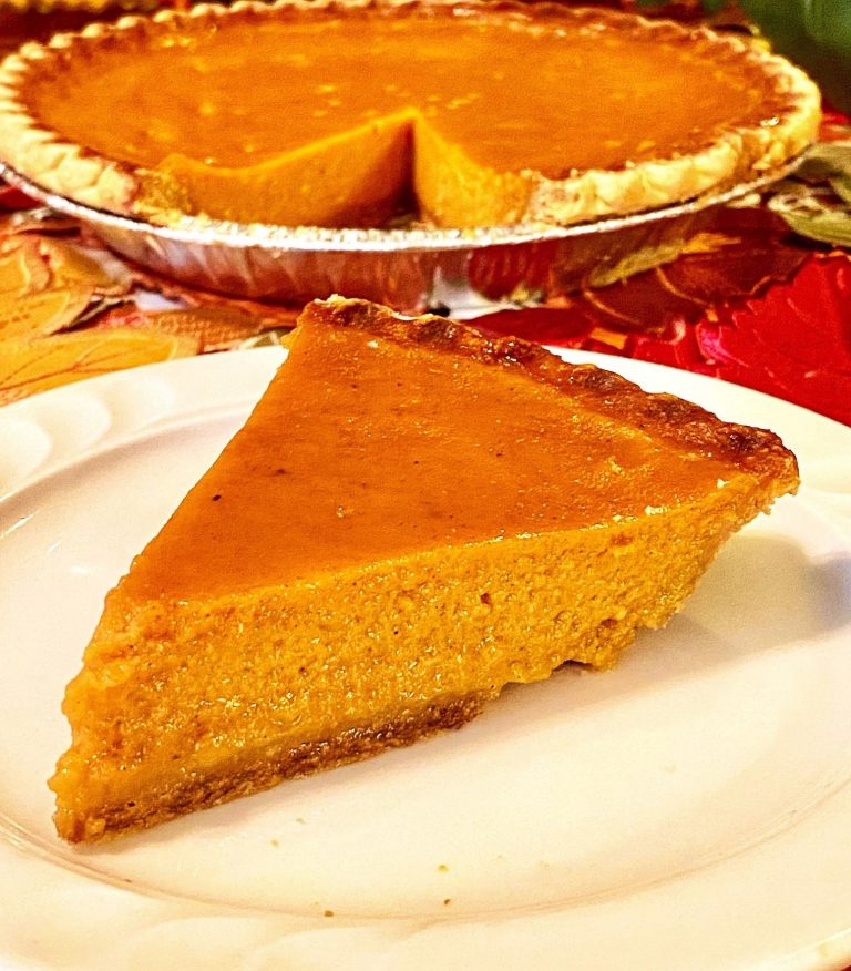 Easy and Delicious Fireball Pumpkin Pie - Maria's Kitchen