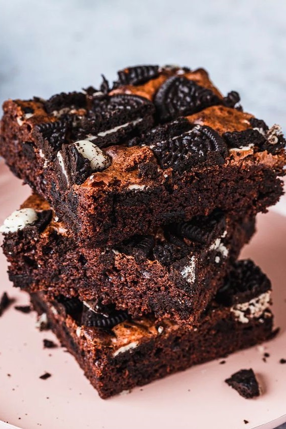 Easy and Delicious Oreo Brownies