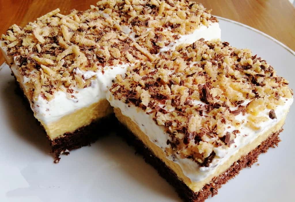 Delicious Caramel Cream Slice