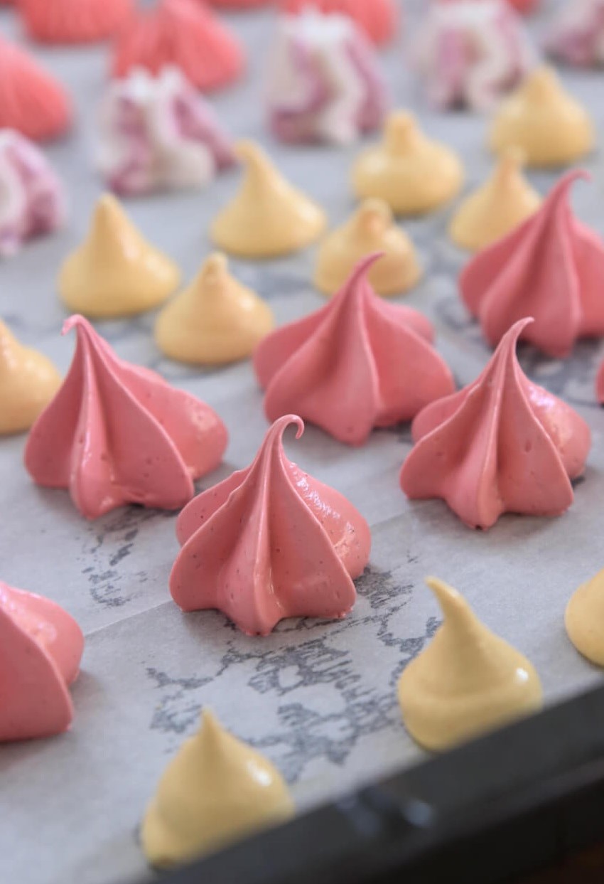 Meringue Kisses