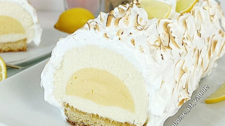 https://www.mariasskitchen.com/wp-content/uploads/2023/12/Lemon-Meringue-Yule-Log-720x405.jpg